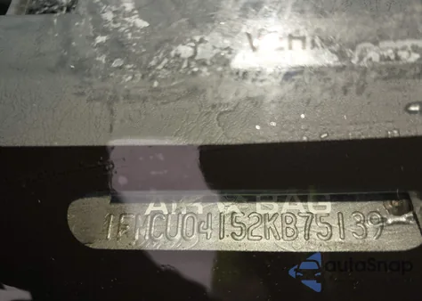 2002 Ford Escape Xlt из США, поврежденный, VIN 1FMCU04152KB75139